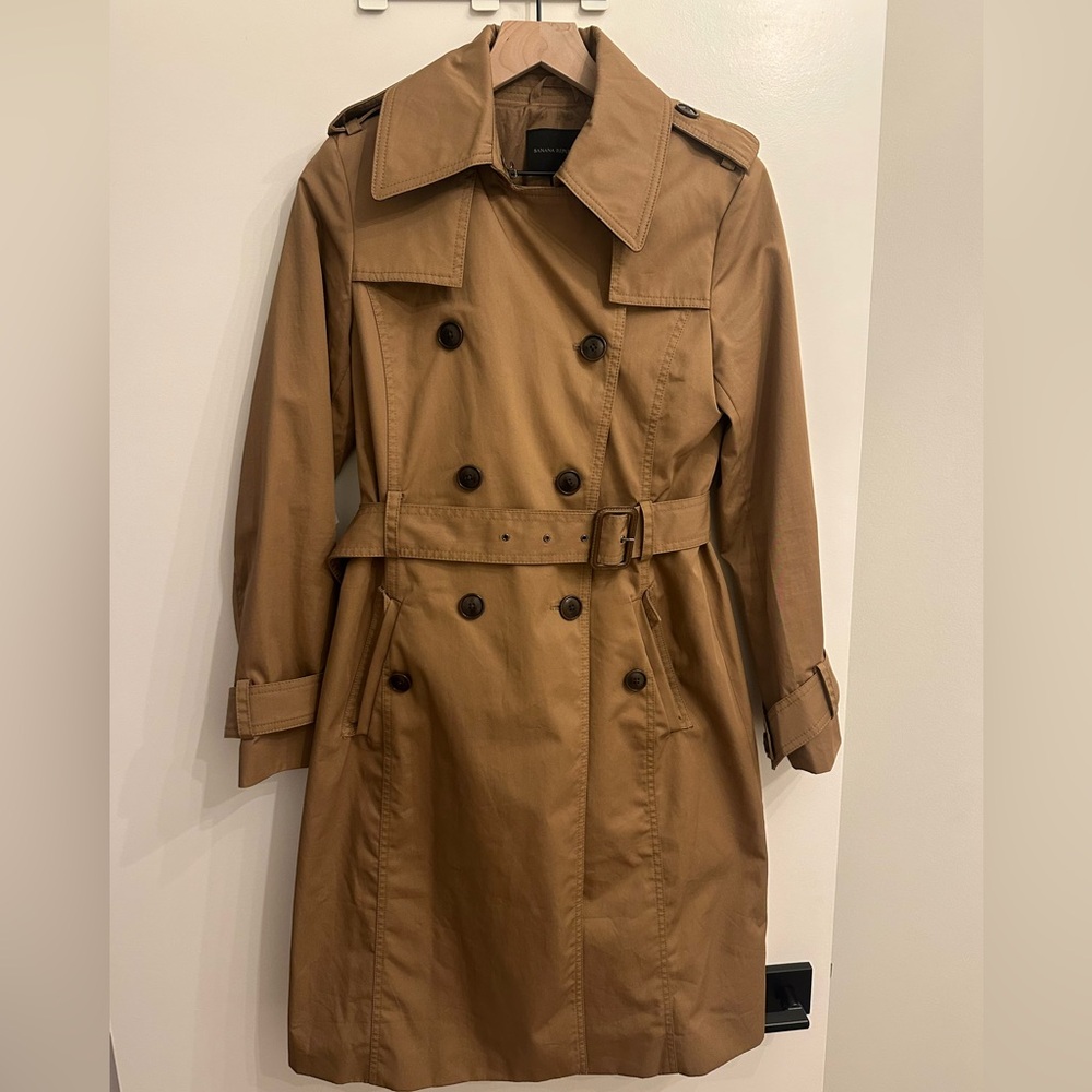 Banana Republic Double-Breasted Tan Trench Coat